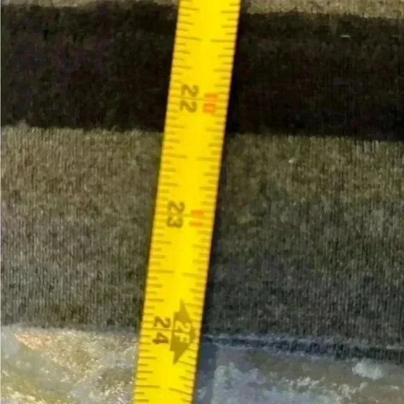 Gap Men's Sweater Grey Striped Size Large 100% Extra Fine Merino Wool - Picture 2 of 12